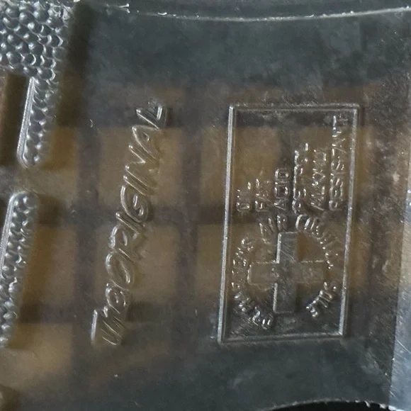 Dr. Martens 2976 Black Leather Chelsea Boots Women’s 7 Grunge Minimalist Edge - Picture 12 of 16